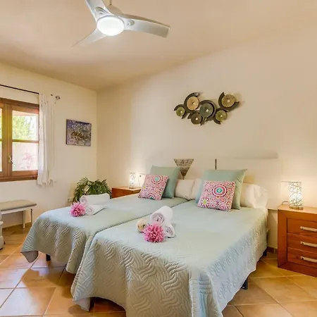 Ideal Mallorca - Vernissa Santa Margalida